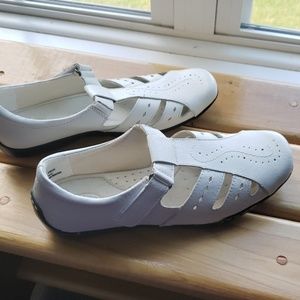 Dr Scholl's leather uppers